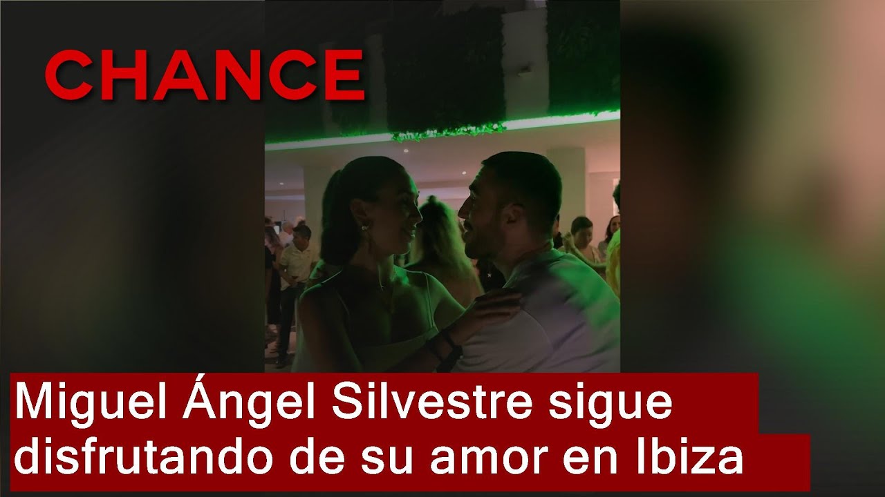Miguel Ángel Silvestre sigue disfrutando de su amor en las aguas de Ibiza