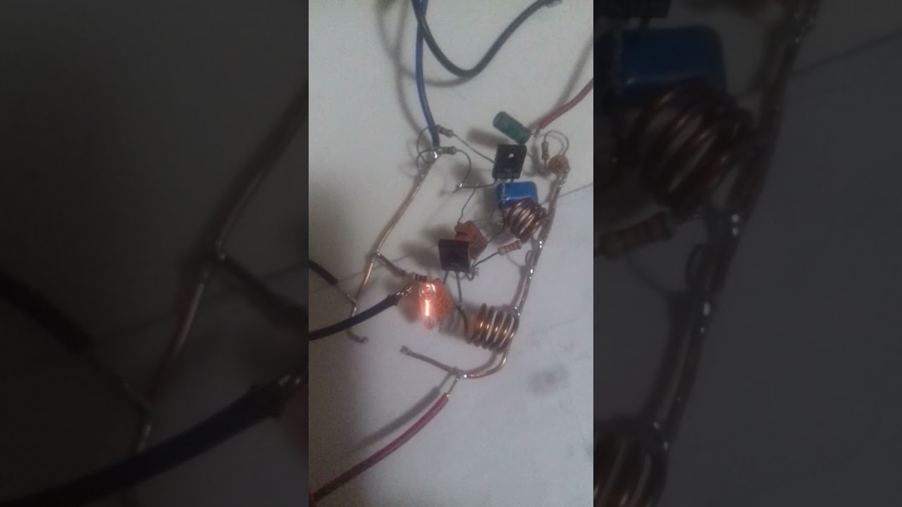 simples transmissor com 2 transistor bd135 pra teste e experiência