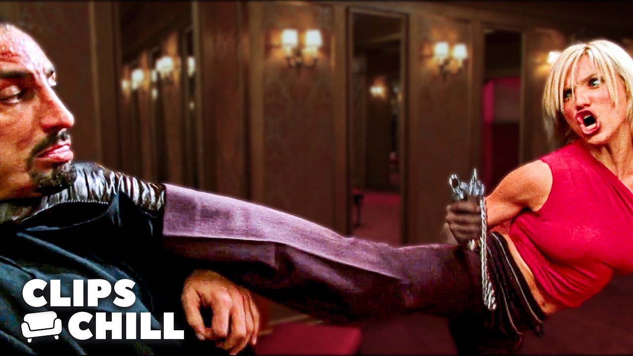 Bathroom Encounter & Trailer Attack | Charlie's Angels (Cameron Diaz)