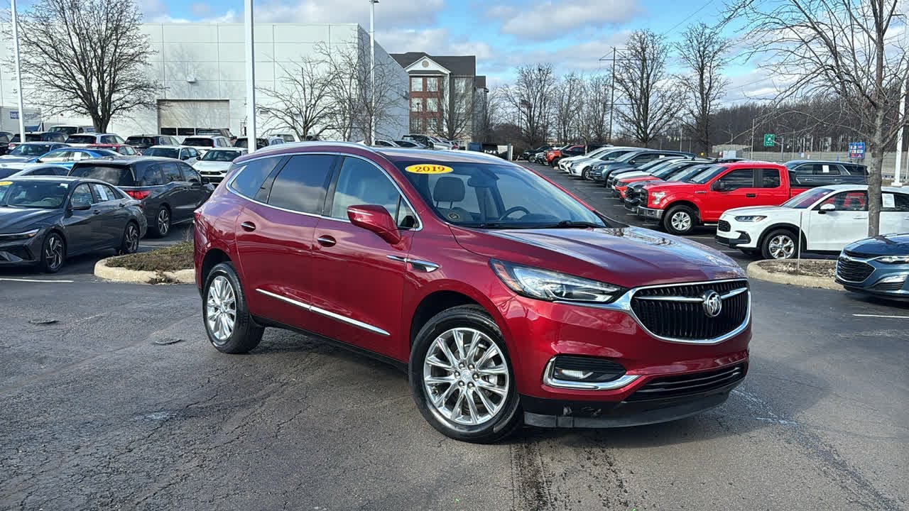 2019 Buick Enclave Essence Bloomington, Martinsville, Columbus, Bedford, Indianapolis Indiana