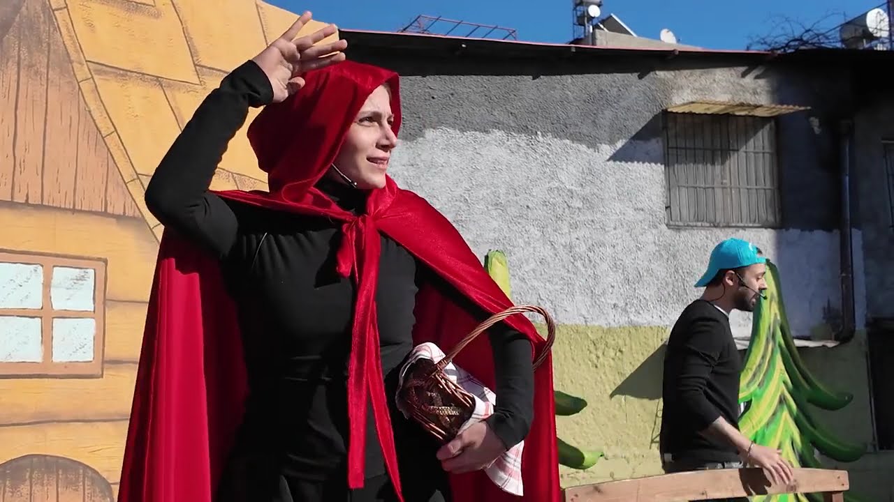 Seyhan Belediyesi Tiyatroyu Mahallelere Taşıyor