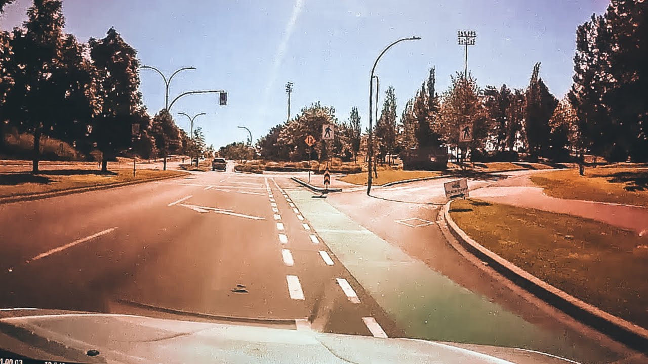 Navigating Slip Lanes without Traffic Lights: A Thoughtful Approach