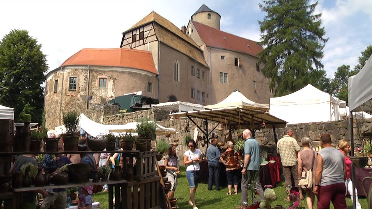12. Handwerker-  und Töpfermarkt auf Burg Schönfels