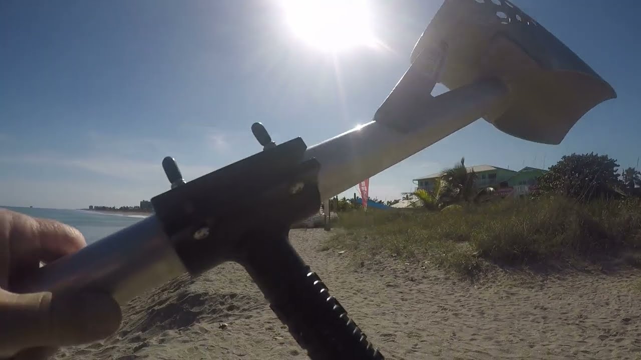 Treasure Hunting on the Treasure Coast - Jetty Beach in Ft. Pierce, Florida #metaldetecting #beach