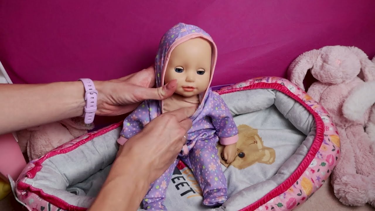 Baby Annabell Is Sick! Doctor Checks & Medicine Time