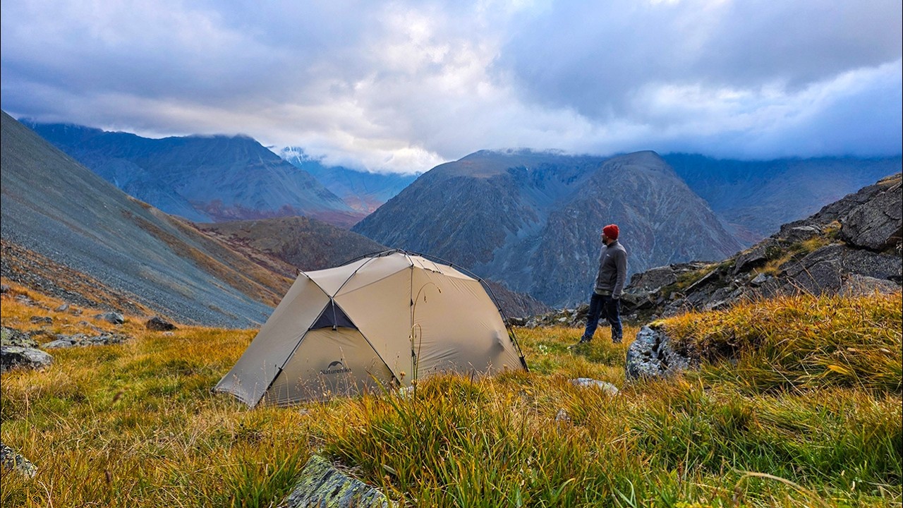 Горные маршруты Алтая: Джазатор - Тюнгур. Часть 2. Палаточный лагерь и дикая природа.