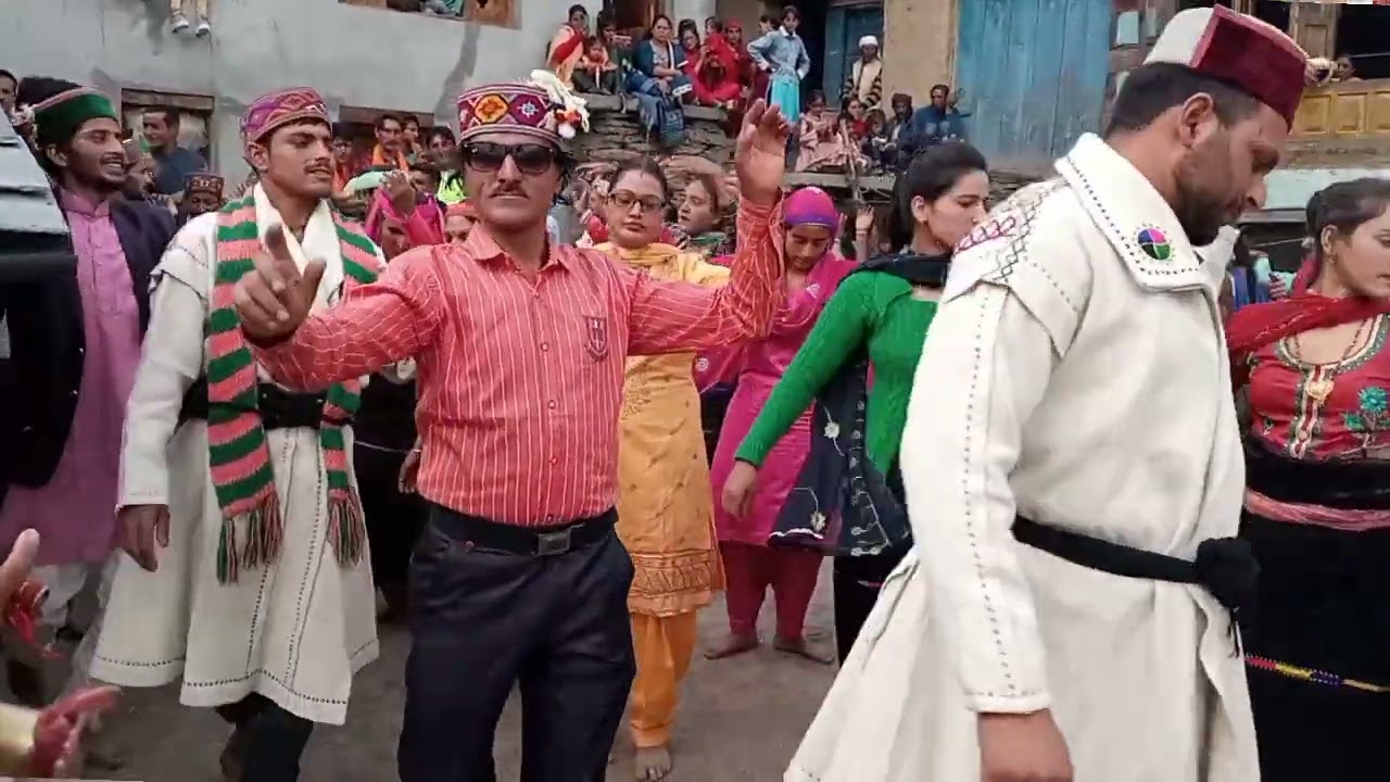 naati ho to aeisi 👉 churahi jatar ki naati village baida