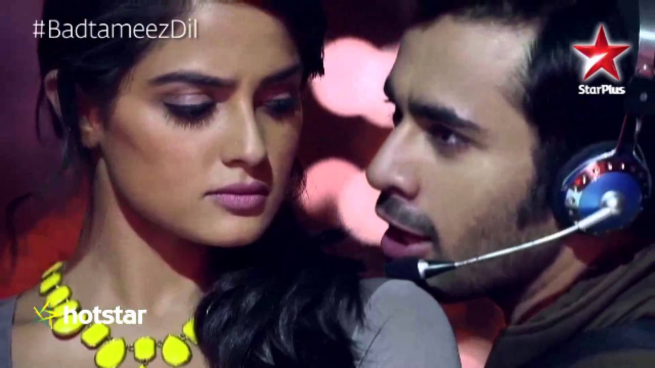Badtameez Dil: Watch Abeer perform to Naram Naram in his style