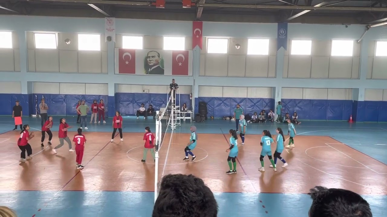 Beşiri voleybol şampiyonluk turnuvası (Cumhuriyet ortaokulu ~ Durucak ortaokulu)