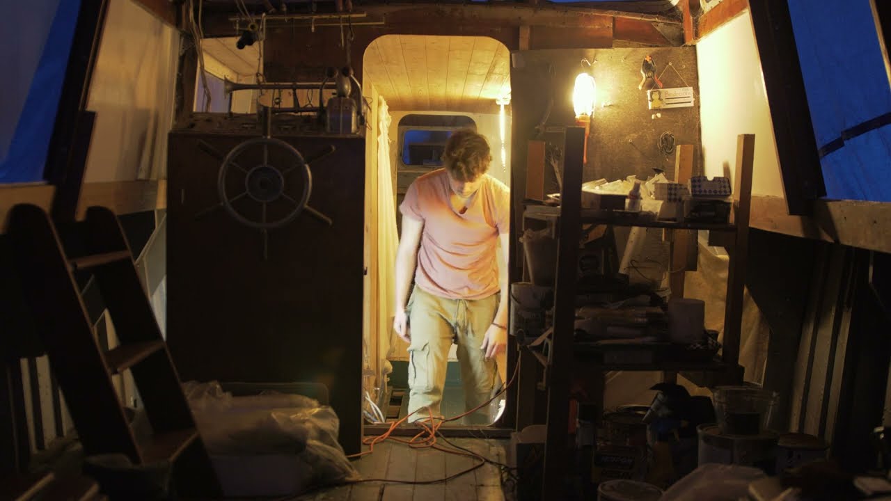 RESTORING A 40' WOODEN BOAT: Bailing The Bilge and Making It a LiveAboard Again!