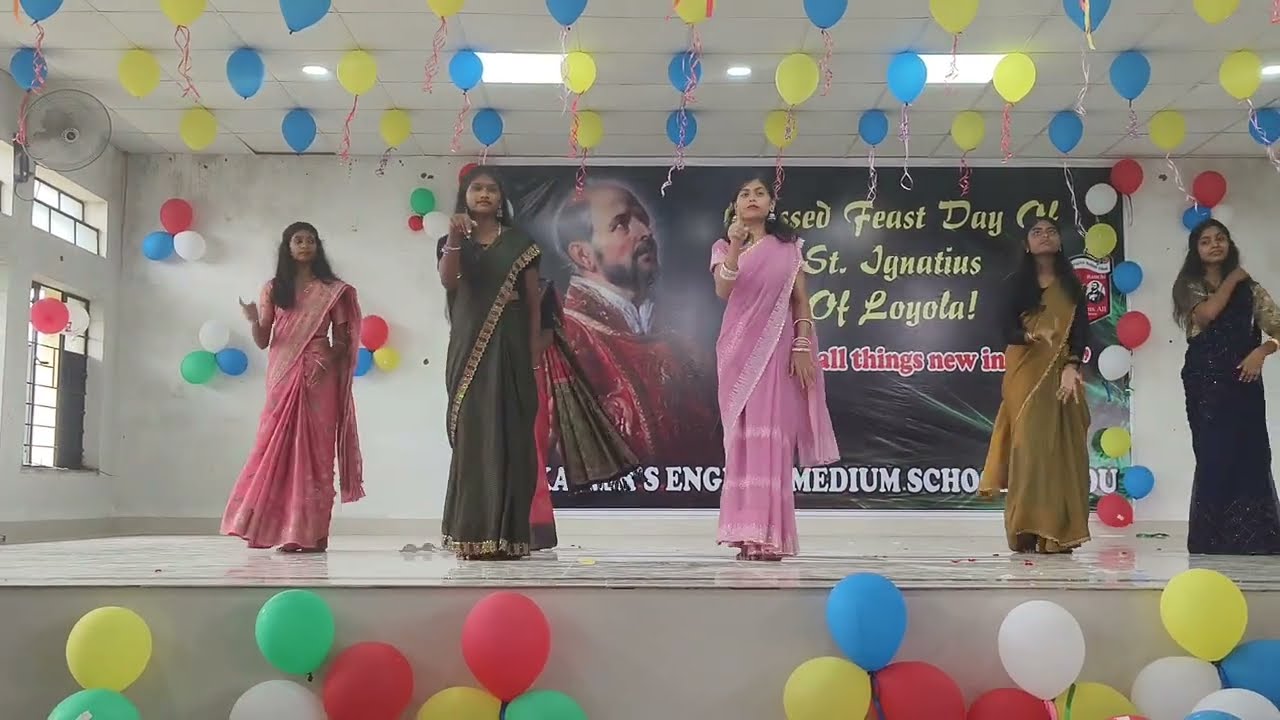 Remix dance/St Xavier's English Medium/ Bundu/ Class -9/Loyola Day Celebration