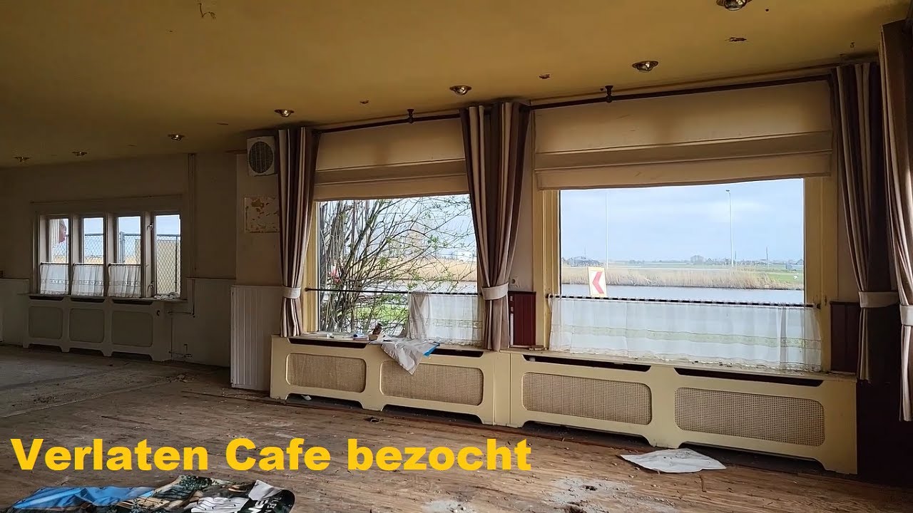 Verlaten café bezocht
