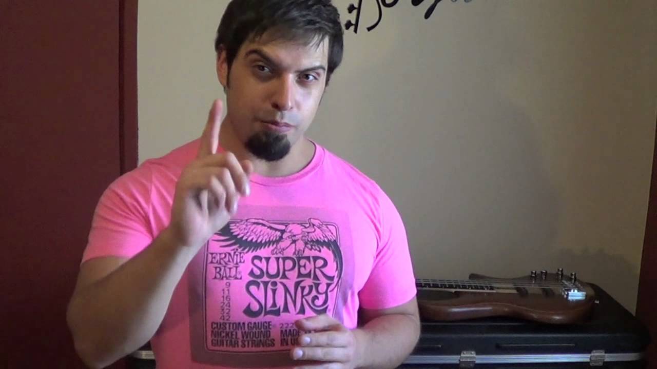 Cómo calibrar un bajo (1 de 5) - Cambio de cuerdas