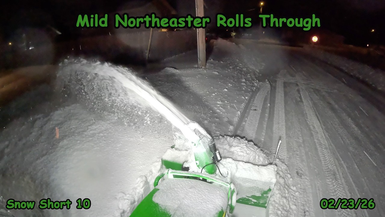 John Deere Tackles Mild Northeaster | Snow Snort 10