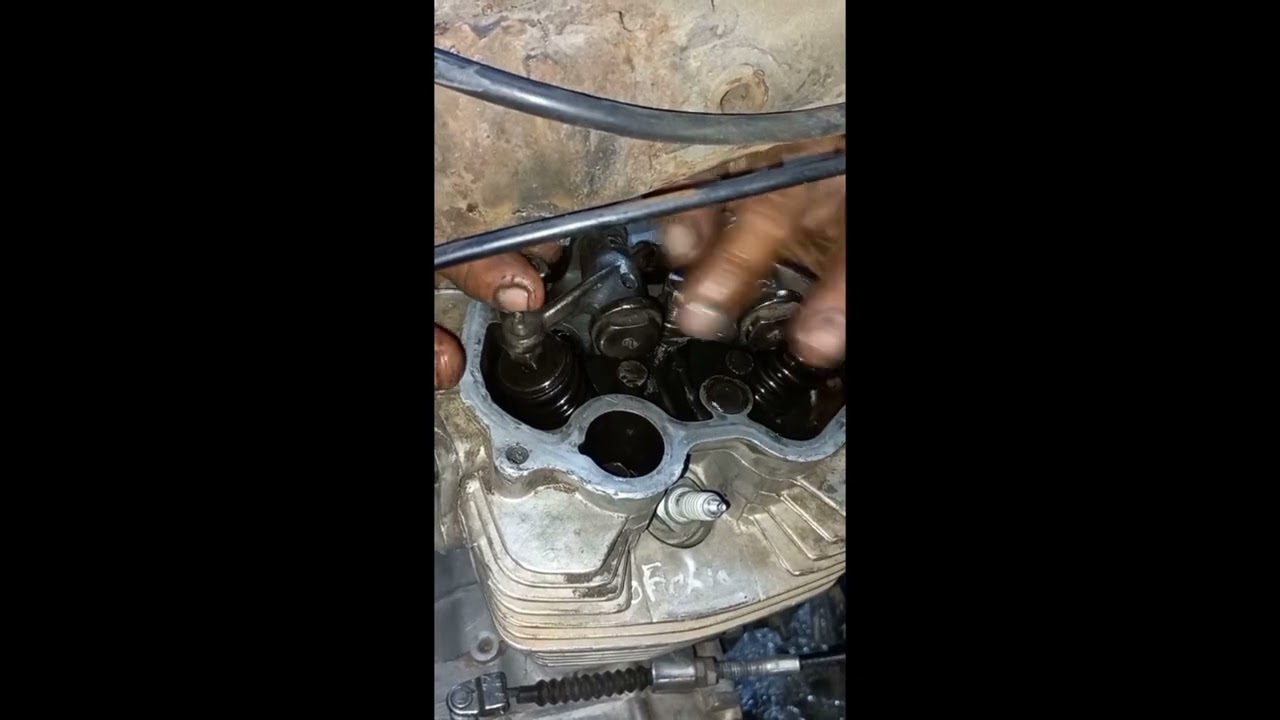 C&oacute;mo reparar una Falla mec&aacute;nica de una Honda CG 125 (No enciende)