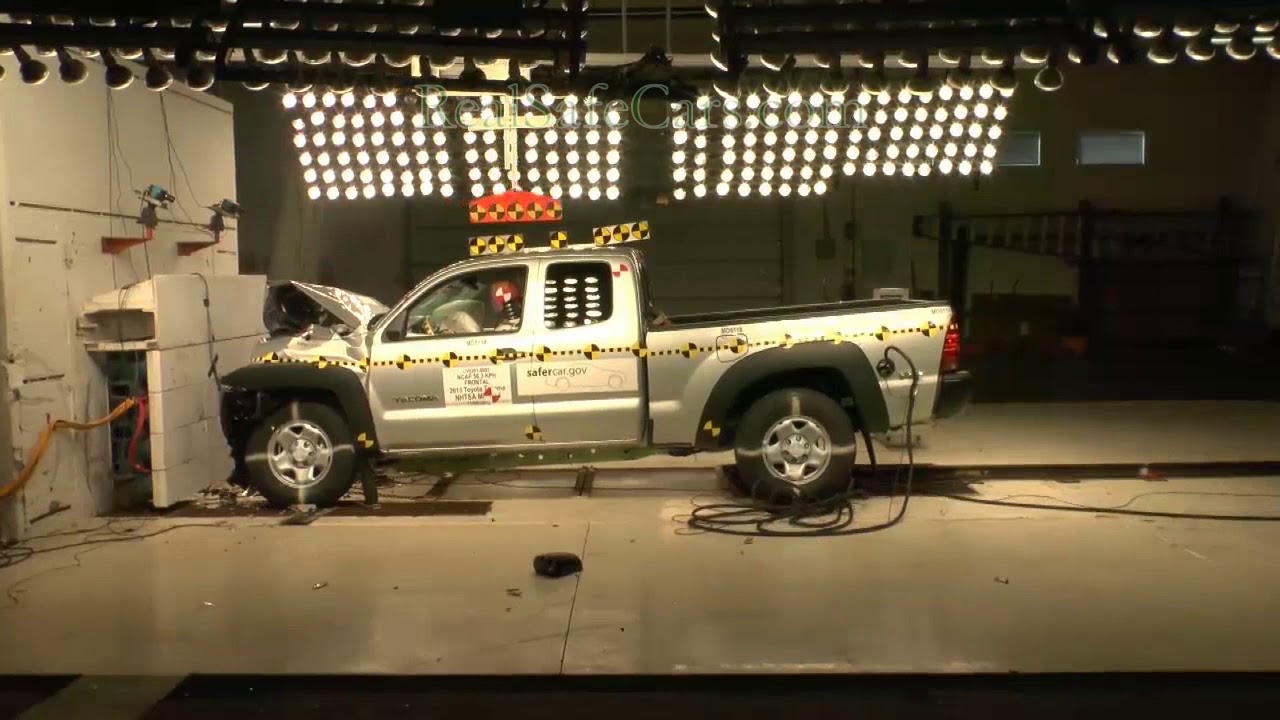 Toyota Tacoma (2010-2014) Crash Tests (Side-Pole, Front, Side)