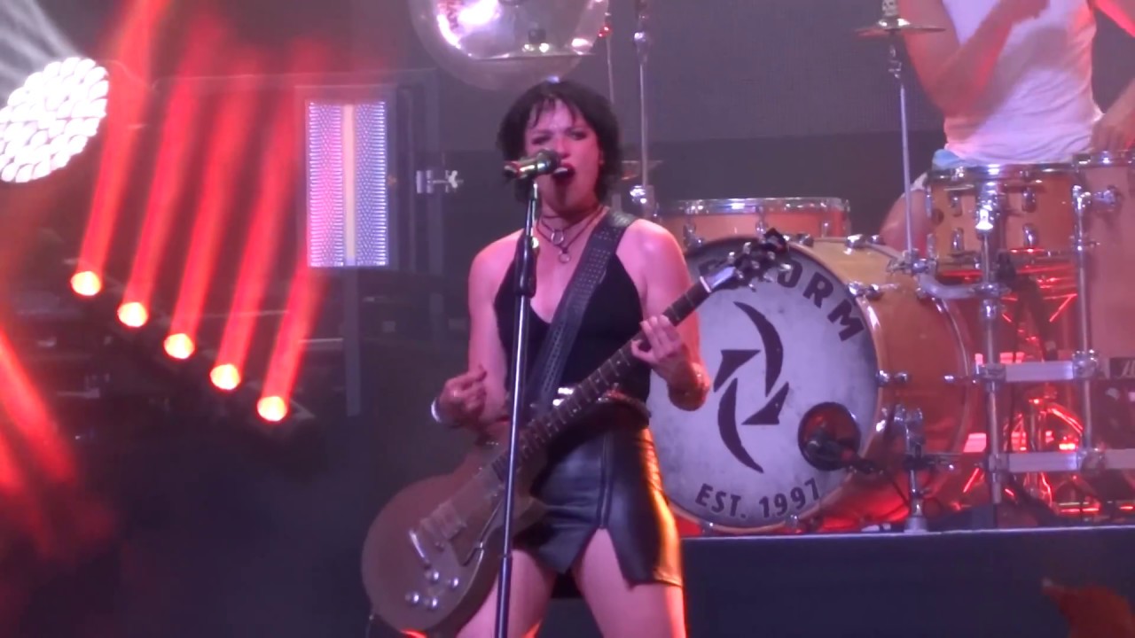 Halestorm - 