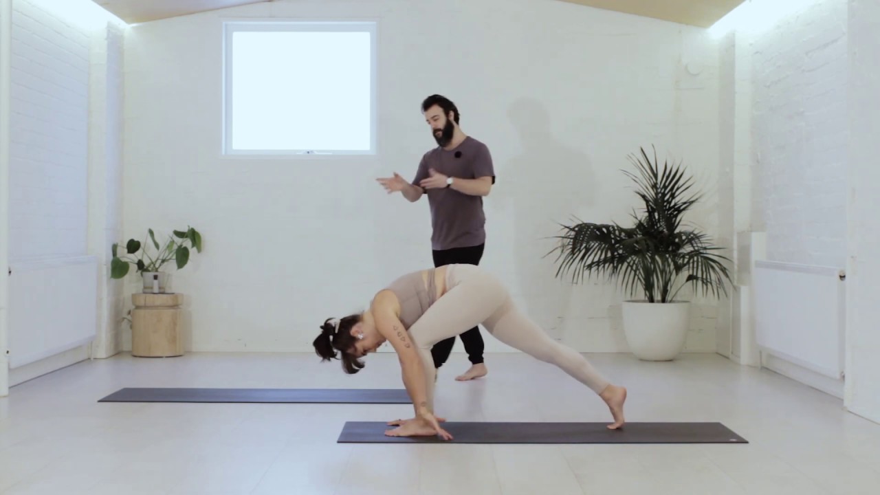 GOOD VIBES YOGA - 45 Minute Vinyasa Flow Yoga with Nicky G