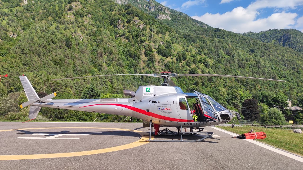 Eurocopter AS350B3 &Eacute;cureuil - E+S Air (AIB Regione Lombardia) I-SADG - Ponte Nossa (BG) - Startup