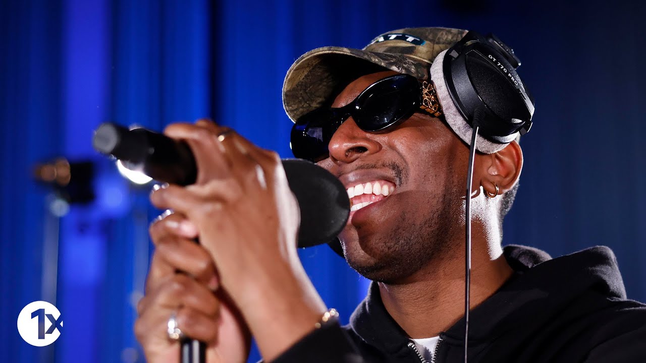 Samm Henshaw - sun & moon in the 1Xtra Live Lounge