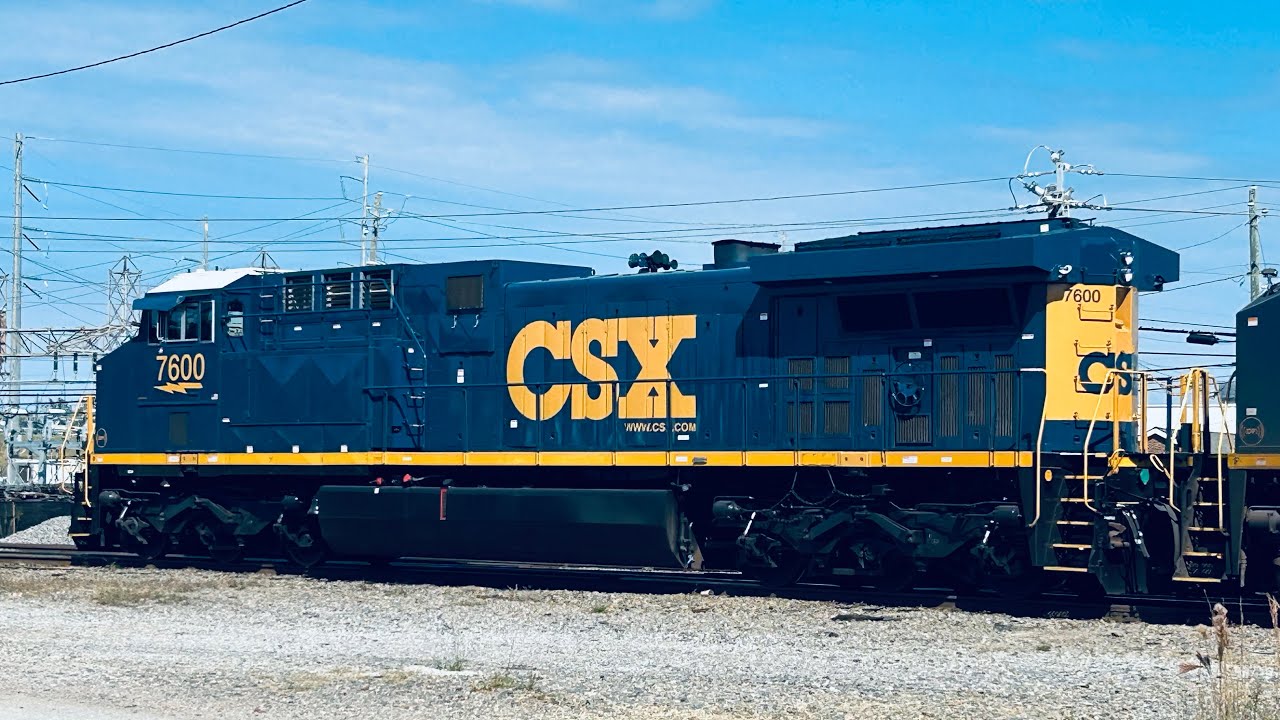 7600! CSX 7600 leads M692-17 through Hightower Drive in Martinez, GA
