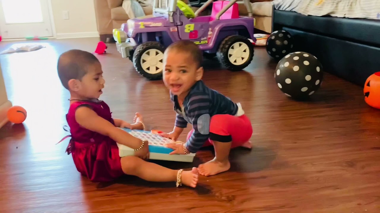 #Twins Babies Fighting#Twins fighting for same Toy#Funny Videos#Baby Videos