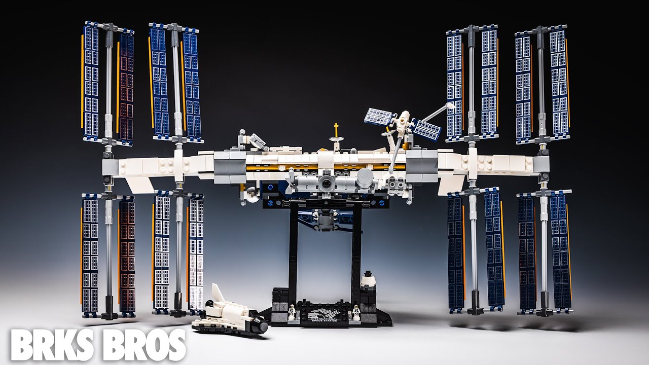 Our new favorite set! LEGO Ideas International Space Station | SET 21321 | Build | 4K | BRKS BROS