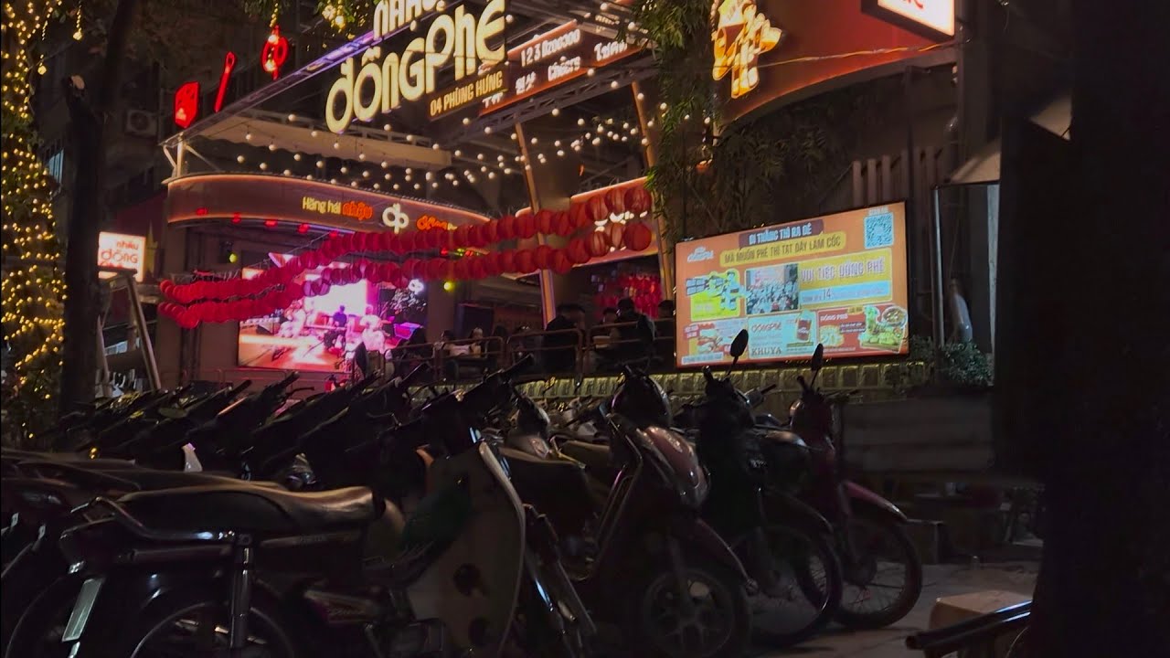 Phố Phùng Hưng nhỏ | Phung Hung small Street Hanoi Nightlife winter Walking 