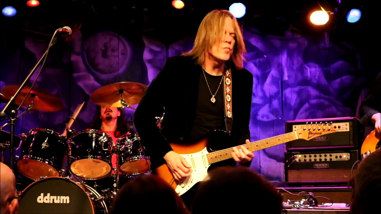 ANDY TIMMONS  Strawberry Fields Forever  Joe's Grotto Phoenix 2016