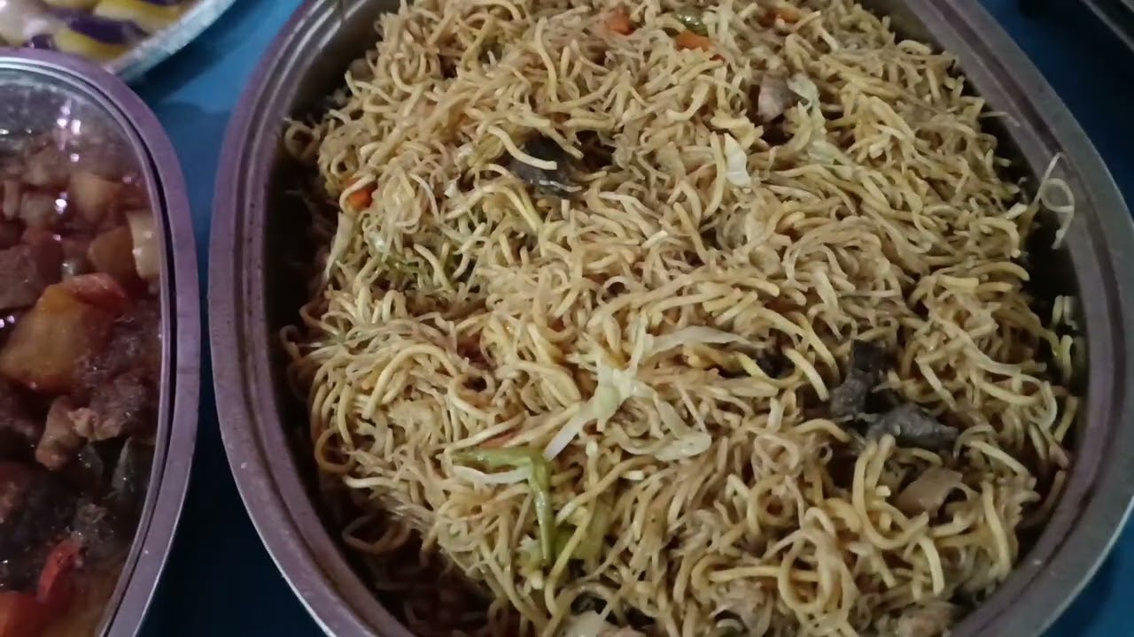 MAY SALO SALO DITO SA BAHAY ( 3RD BIRTHDAY NI  MYRAH