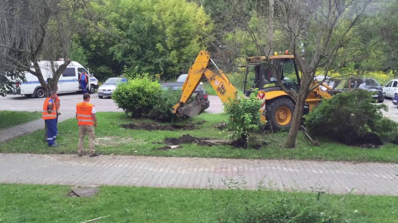 Usuwanie awarii wodociągu przy ul. Boenigka w Olsztynie