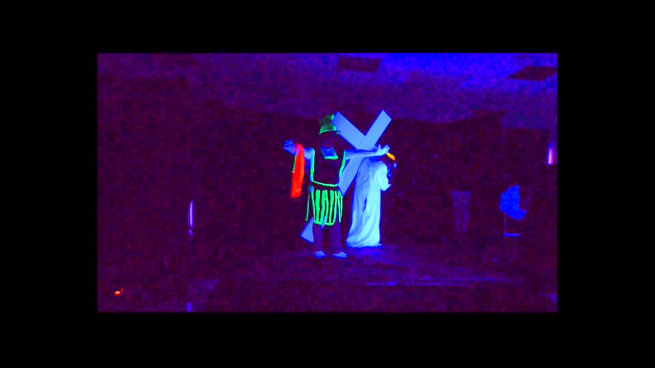 Gom3a 3azema station  ( BLACK THEATER) from event Esboo3 el alam