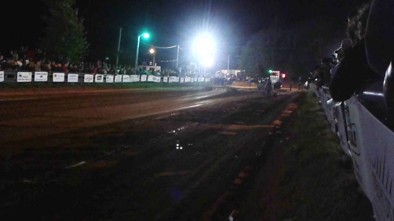 PEI Truck & Tractor Pulls 2016 2wd Trucks class #2