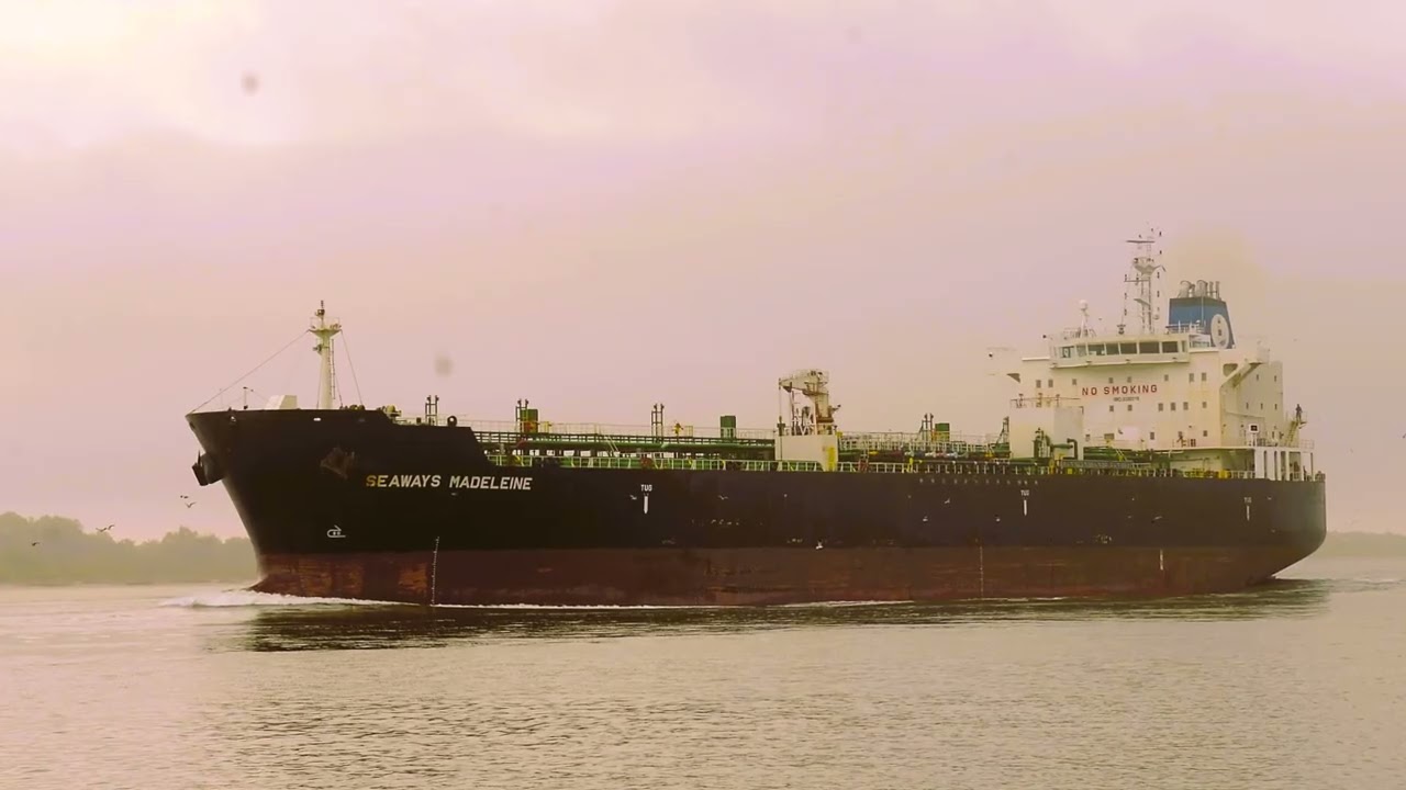 49,999 DWT Marshall Islands flagged Oil Products Tanker SEAWAYS MADELEINE