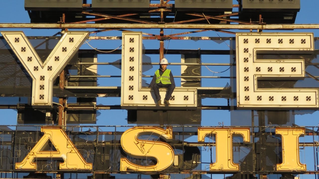 Fogarty Avenue's First Nylex Rooftopping Egg-sperience