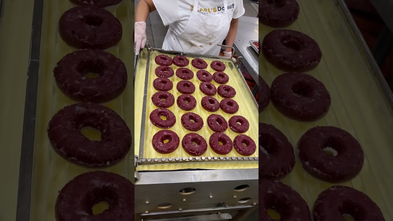 Red Velvet White Chocolate Donuts from Carls Donuts in Las Vegas! 🤤