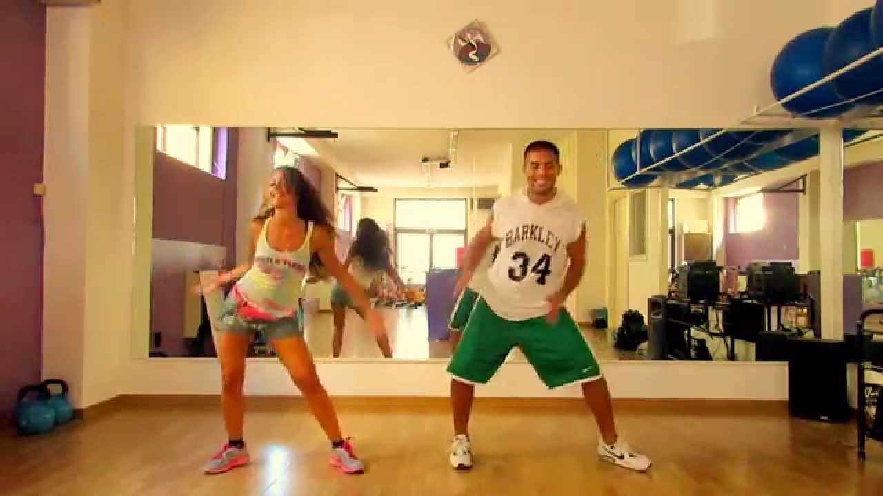 CALIENTE - JAY SANTOS - ZUMBA - By Mary & Raul