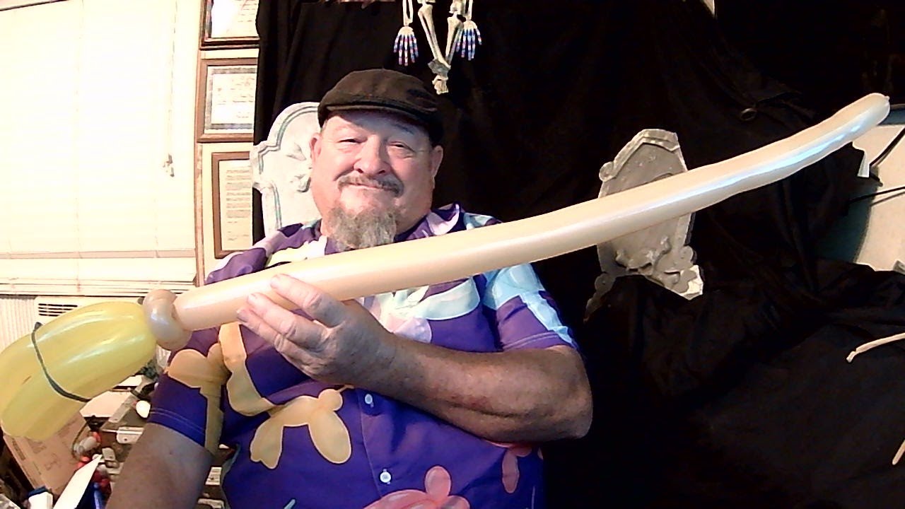 Balloon Tutorial Witch'es Broom