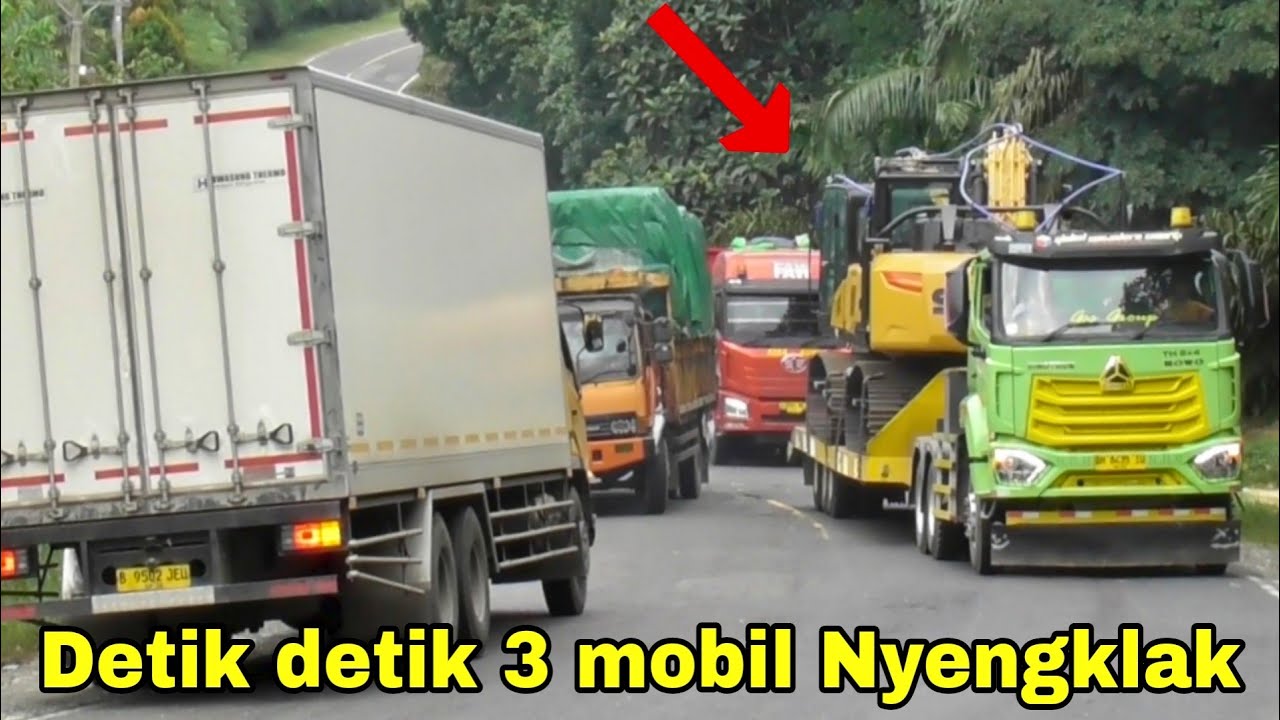 Truk Howo muat 2 alat berat nyengklak ‼️ Fuso niat nyalip nyengklak ‼️ faw nyengklak dibelakang Fuso