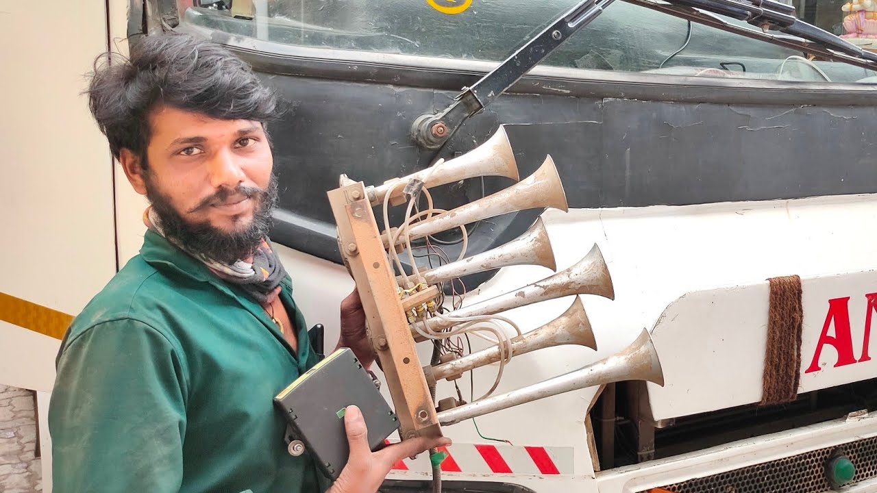 ASHOK LEYLAND BS4 BUS FIXING AIR HORN IN BUS & AMAZING HORNS!!!