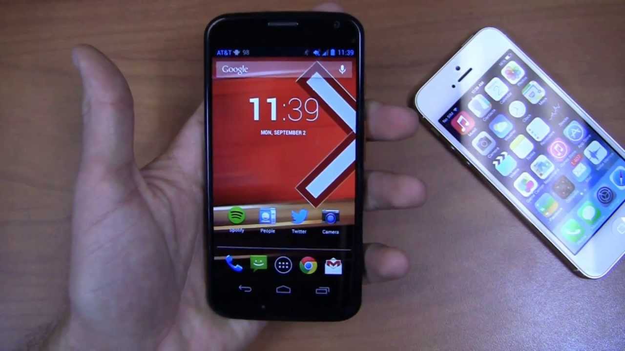 Moto X vs Apple iPhone 5 Dogfight Part 1