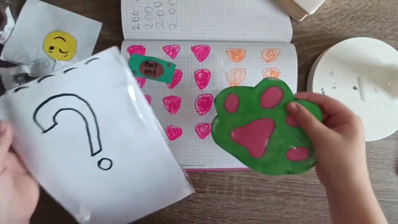 ПАПЕРОВІ СЮРПРИЗИ/СТО ПАКЕТИКІВ/ Ксеня Швабовіч. Розпаковка паперових сюрпризів.