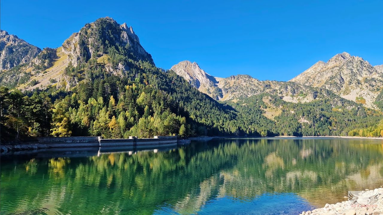 SENDERISMO ESTANY DE SAN MAURICI -- REFUGIO DE AMITGES (LLEIDA)