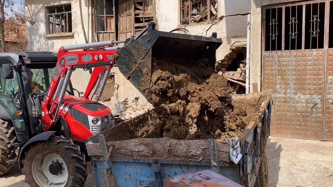 YENİ KEPÇEMİZİN İLK İŞİ GÜBRE DOLDURMA