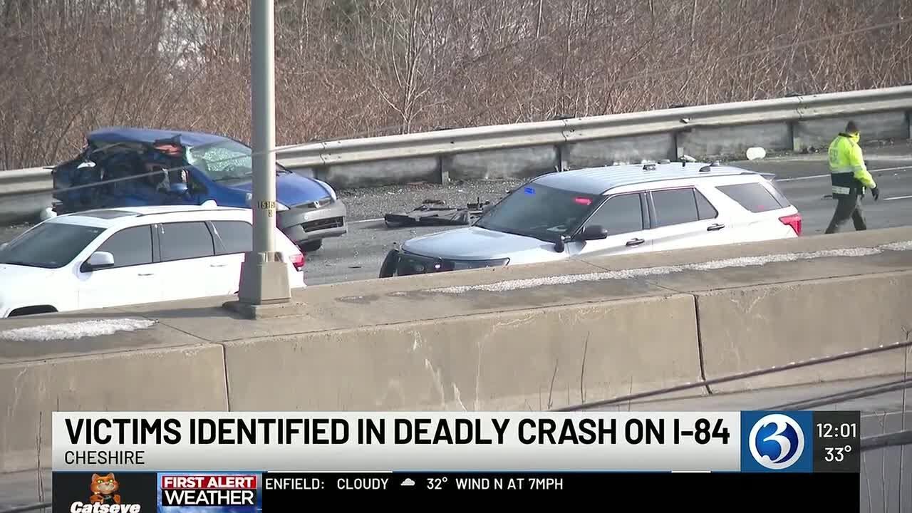 2 teenagers dead in crash on I-84 in Cheshire