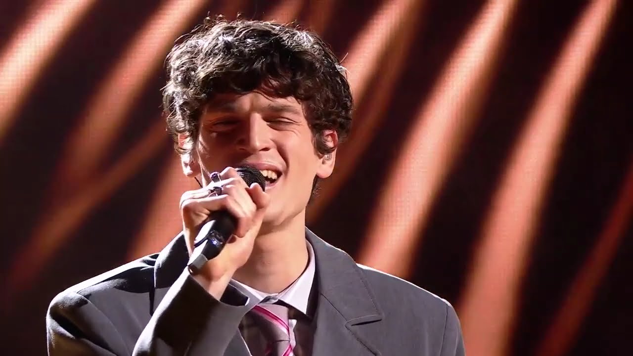 Lenn - Jennifer Jennings & Ik heb zorgen | COVERS of Louis Neefs | LIVE | Eurosong 2025 | Showcase 1