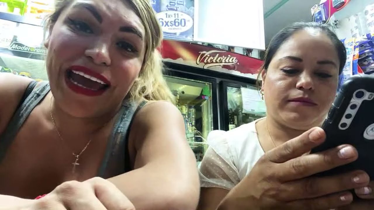 Con Magda cuerpo de una Chavita
