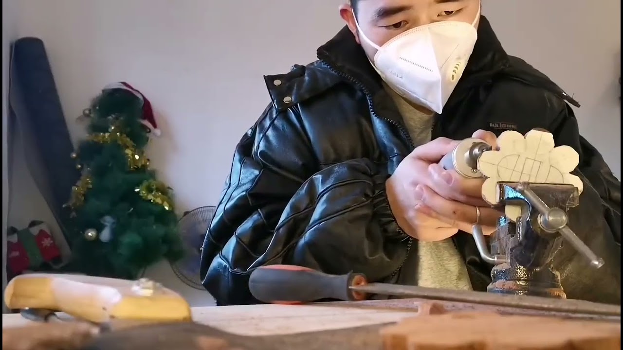 十年磨一剑.8个月做一把刀纯手工紫檀木制作海贼王索隆秋水全过程。#手艺人 #原创 #我要上热门 #海贼王#男人的快乐就是这么简单 #手工 #记录真实生活 #索隆