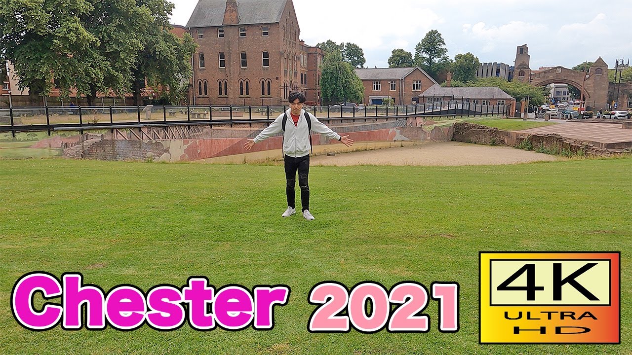Guide to Chester / 4K / 2021 / A Walk Through / England / UK / sightseeing / busking / guitarist