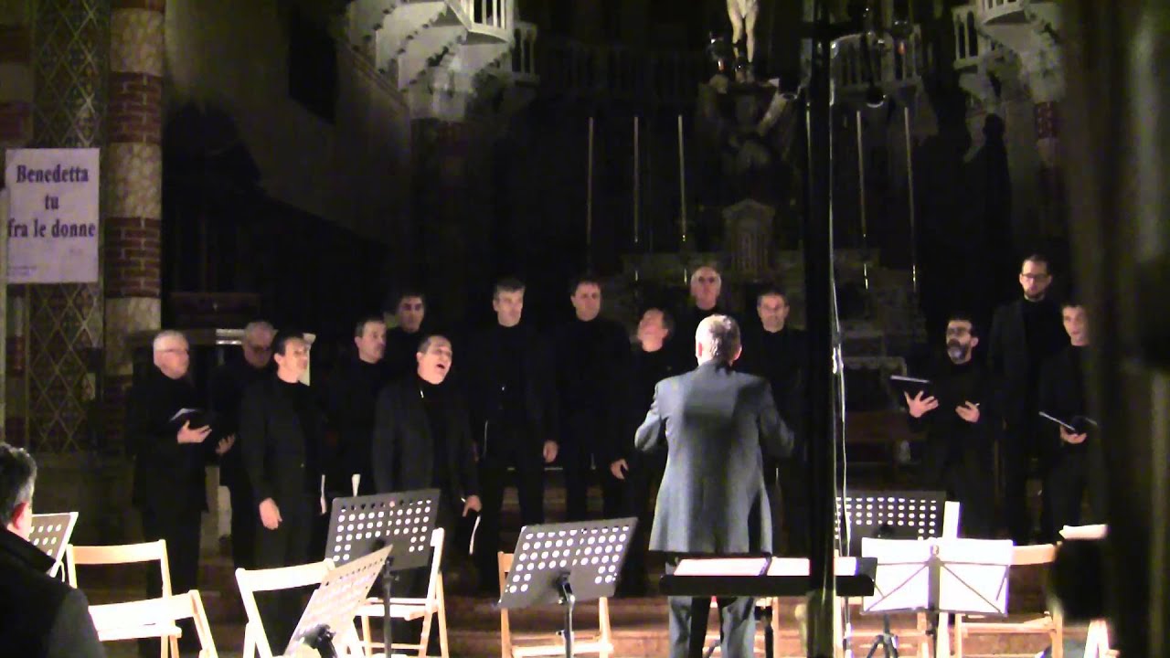 Con amores la mi madre (Arr. B. Chilcott) - Coro Montecimon - Natale in Duomo 2015